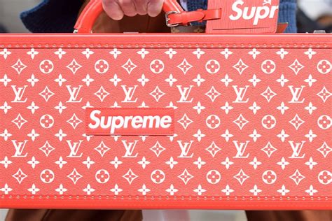 collab louis vuitton supreme|louis vuitton collab with nike.